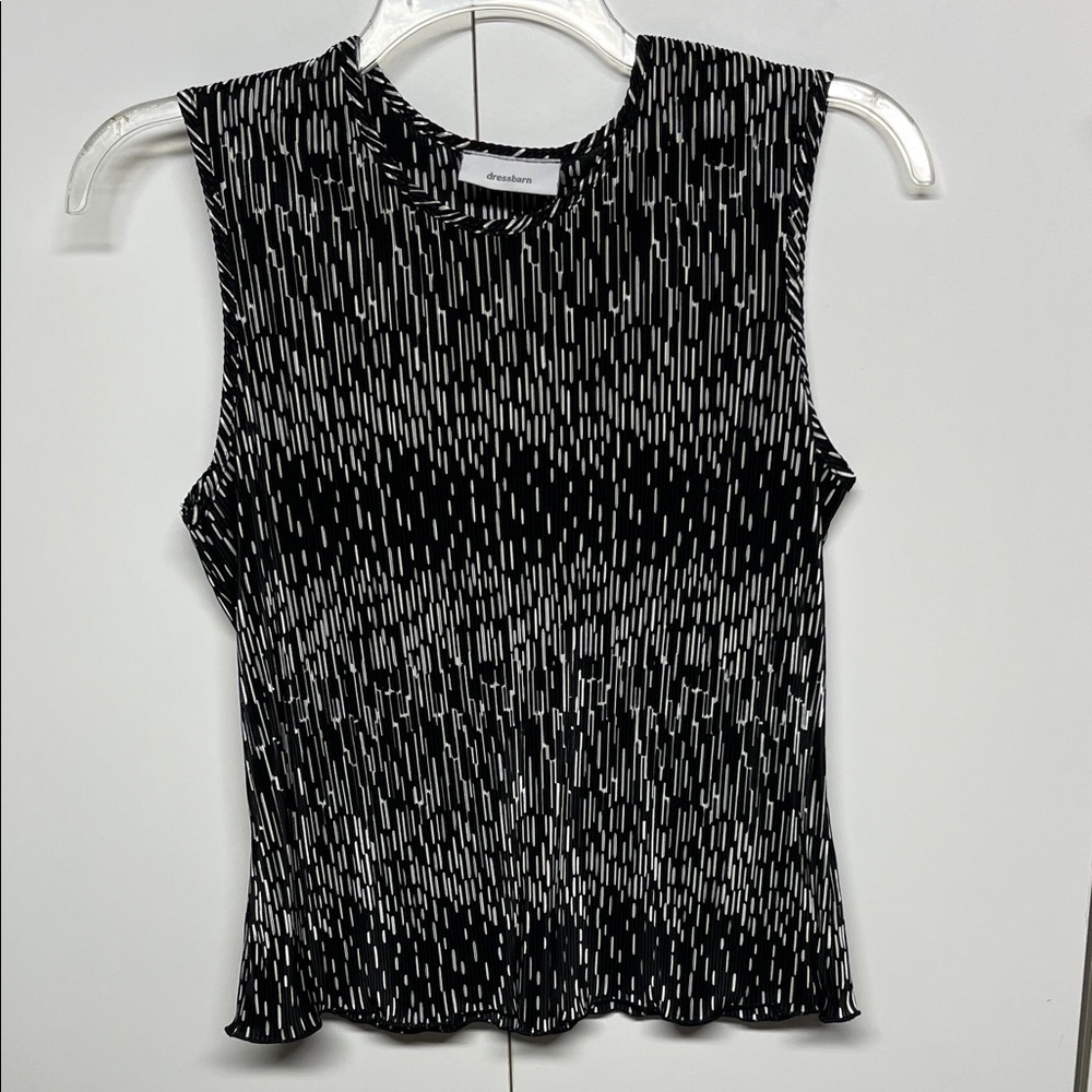 Dress Barn Graphic Tank Top